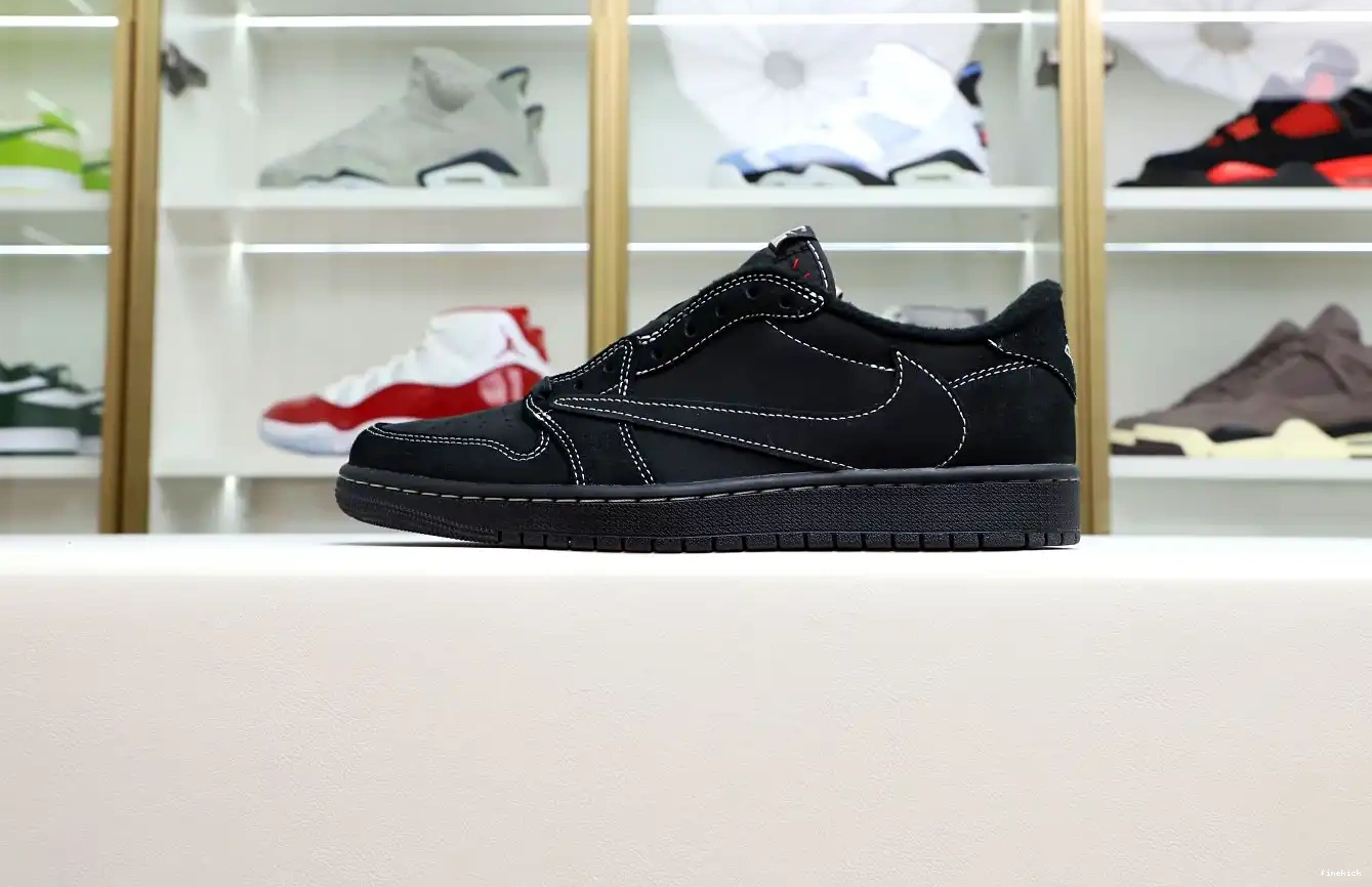 NIKE LOW AIR X PHANTOM” “BLACK TRAVIS SCOTT OG JORDAN 1 0614